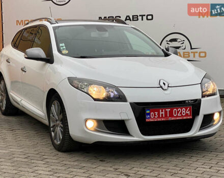 Белый Рено Меган, объемом двигателя 1.9 л и пробегом 237 тыс. км за 7800 $, фото 2 на Automoto.ua