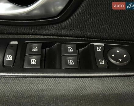 Белый Рено Меган, объемом двигателя 1.46 л и пробегом 332 тыс. км за 7699 $, фото 12 на Automoto.ua