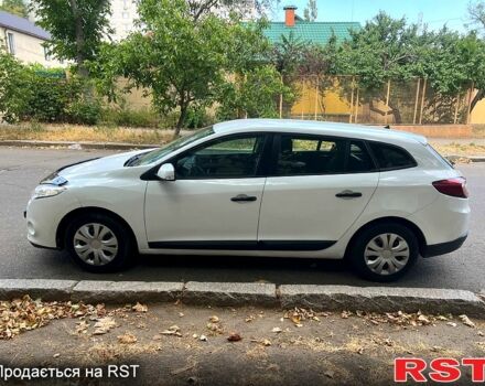 Белый Рено Меган, объемом двигателя 1.5 л и пробегом 180 тыс. км за 5700 $, фото 4 на Automoto.ua