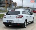 Белый Рено Меган, объемом двигателя 1.5 л и пробегом 250 тыс. км за 5900 $, фото 17 на Automoto.ua