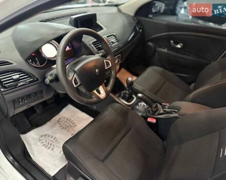 Белый Рено Меган, объемом двигателя 1.46 л и пробегом 332 тыс. км за 7699 $, фото 10 на Automoto.ua