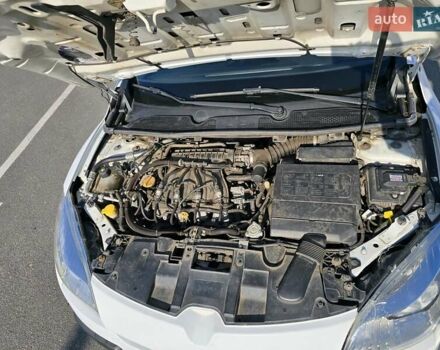 Рено Меган 2011 у Дніпро (Дніпропетровську) на Automoto.ua Білий Рено Меган, об'ємом двигуна 2 л та пробігом 218 тис. км за 8000 $, фото 5 на Automoto.ua