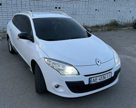 Белый Рено Меган, объемом двигателя 1.46 л и пробегом 198 тыс. км за 7900 $, фото 9 на Automoto.ua