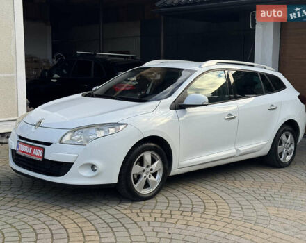 Белый Рено Меган, объемом двигателя 1.6 л и пробегом 238 тыс. км за 6450 $, фото 27 на Automoto.ua