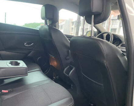 Белый Рено Меган, объемом двигателя 1.5 л и пробегом 150 тыс. км за 8500 $, фото 25 на Automoto.ua