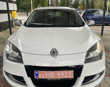Белый Рено Меган, объемом двигателя 1.5 л и пробегом 150 тыс. км за 8500 $, фото 1 на Automoto.ua