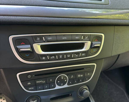 Белый Рено Меган, объемом двигателя 1.5 л и пробегом 230 тыс. км за 8299 $, фото 15 на Automoto.ua