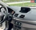 Белый Рено Меган, объемом двигателя 1.5 л и пробегом 250 тыс. км за 5900 $, фото 26 на Automoto.ua