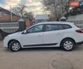 Белый Рено Меган, объемом двигателя 1.5 л и пробегом 200 тыс. км за 7200 $, фото 1 на Automoto.ua