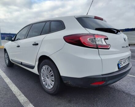 Белый Рено Меган, объемом двигателя 1.5 л и пробегом 164 тыс. км за 6750 $, фото 3 на Automoto.ua