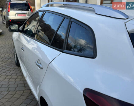 Белый Рено Меган, объемом двигателя 1.6 л и пробегом 238 тыс. км за 6450 $, фото 48 на Automoto.ua