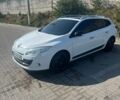 Белый Рено Меган, объемом двигателя 1.46 л и пробегом 230 тыс. км за 8000 $, фото 2 на Automoto.ua