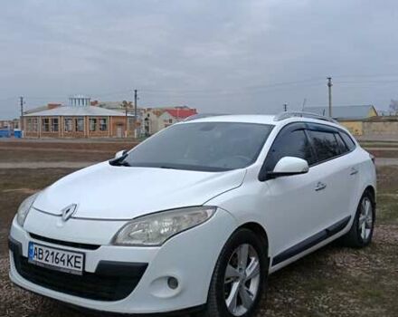 Рено Меган 2011 у Ильинцах на Automoto.ua Білий Рено Меган, об'ємом двигуна 1.5 л та пробігом 230 тис. км за 6000 $, фото 6 на Automoto.ua