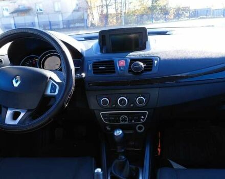 Белый Рено Меган, объемом двигателя 1.6 л и пробегом 234 тыс. км за 6700 $, фото 24 на Automoto.ua