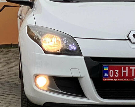 Білий Рено Меган, об'ємом двигуна 1.9 л та пробігом 230 тис. км за 7500 $, фото 6 на Automoto.ua