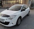Белый Рено Меган, объемом двигателя 1.5 л и пробегом 300 тыс. км за 6800 $, фото 2 на Automoto.ua