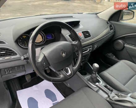 Белый Рено Меган, объемом двигателя 1.5 л и пробегом 221 тыс. км за 7200 $, фото 27 на Automoto.ua