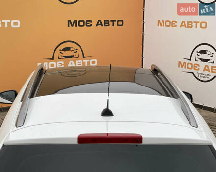 Белый Рено Меган, объемом двигателя 1.9 л и пробегом 237 тыс. км за 7800 $, фото 8 на Automoto.ua