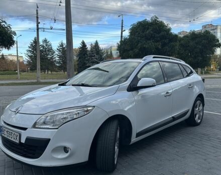Белый Рено Меган, объемом двигателя 1.6 л и пробегом 206 тыс. км за 6800 $, фото 2 на Automoto.ua