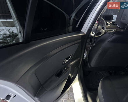 Белый Рено Меган, объемом двигателя 1.5 л и пробегом 280 тыс. км за 6900 $, фото 23 на Automoto.ua