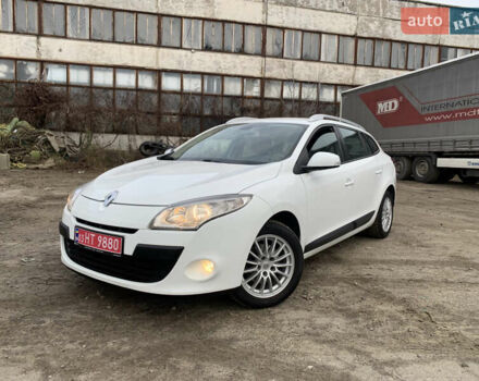 Белый Рено Меган, объемом двигателя 1.5 л и пробегом 221 тыс. км за 7200 $, фото 8 на Automoto.ua