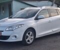 Белый Рено Меган, объемом двигателя 1.6 л и пробегом 198 тыс. км за 5950 $, фото 2 на Automoto.ua