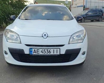 Білий Рено Меган, об'ємом двигуна 1.5 л та пробігом 180 тис. км за 8200 $, фото 3 на Automoto.ua