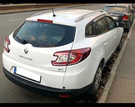 Белый Рено Меган, объемом двигателя 1.4 л и пробегом 295 тыс. км за 6400 $, фото 1 на Automoto.ua