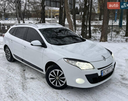 Белый Рено Меган, объемом двигателя 1.5 л и пробегом 280 тыс. км за 6900 $, фото 11 на Automoto.ua