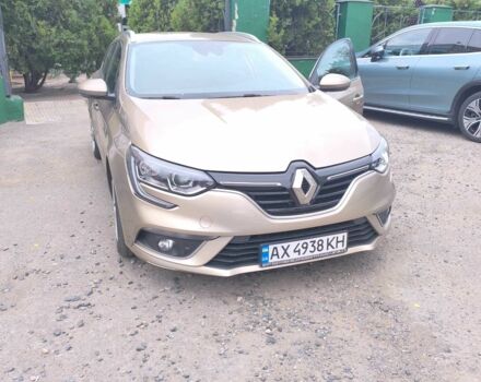 Белый Рено Меган, объемом двигателя 2.3 л и пробегом 230 тыс. км за 11821 $, фото 4 на Automoto.ua