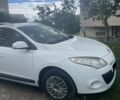 Белый Рено Меган, объемом двигателя 1.5 л и пробегом 250 тыс. км за 6200 $, фото 1 на Automoto.ua