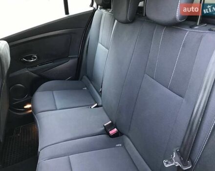 Білий Рено Меган, об'ємом двигуна 1.46 л та пробігом 237 тис. км за 7499 $, фото 10 на Automoto.ua
