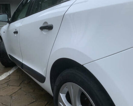 Белый Рено Меган, объемом двигателя 1.5 л и пробегом 255 тыс. км за 7200 $, фото 3 на Automoto.ua