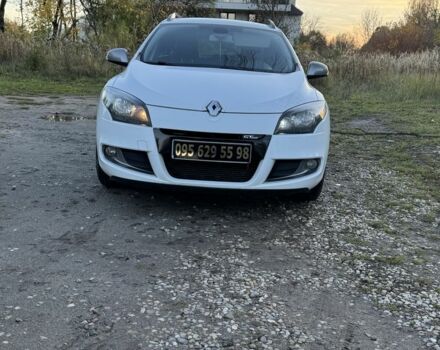 Белый Рено Меган, объемом двигателя 0 л и пробегом 222 тыс. км за 3799 $, фото 1 на Automoto.ua