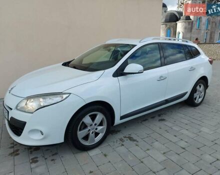 Белый Рено Меган, объемом двигателя 1.46 л и пробегом 213 тыс. км за 6800 $, фото 1 на Automoto.ua