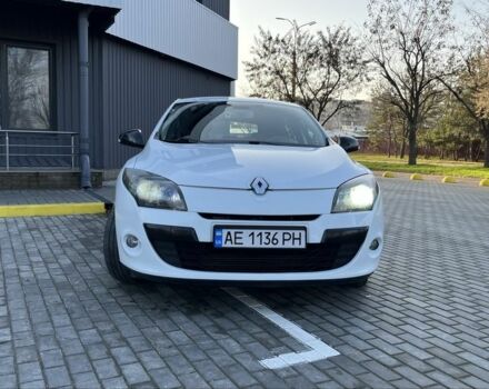 Белый Рено Меган, объемом двигателя 1.5 л и пробегом 250 тыс. км за 7700 $, фото 20 на Automoto.ua