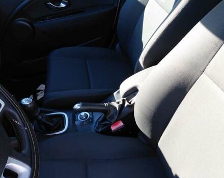 Белый Рено Меган, объемом двигателя 1.6 л и пробегом 234 тыс. км за 6700 $, фото 12 на Automoto.ua