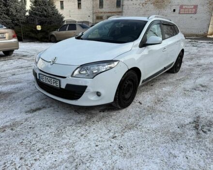 Белый Рено Меган, объемом двигателя 1.5 л и пробегом 250 тыс. км за 5900 $, фото 8 на Automoto.ua