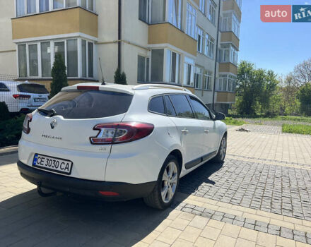 Рено Меган 2011 в Черновцах на Automoto.ua Белый Рено Меган, объемом двигателя 1.46 л и пробегом 265 тыс. км за 6700 $, фото 2 на Automoto.ua
