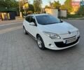 Белый Рено Меган, объемом двигателя 1.6 л и пробегом 240 тыс. км за 6900 $, фото 2 на Automoto.ua