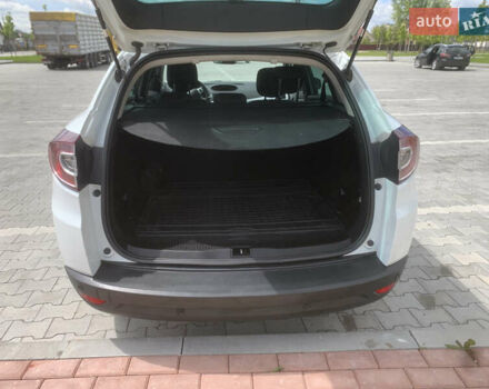 Белый Рено Меган, объемом двигателя 1.5 л и пробегом 216 тыс. км за 7200 $, фото 7 на Automoto.ua