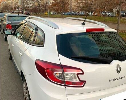 Белый Рено Меган, объемом двигателя 1.4 л и пробегом 295 тыс. км за 6400 $, фото 3 на Automoto.ua
