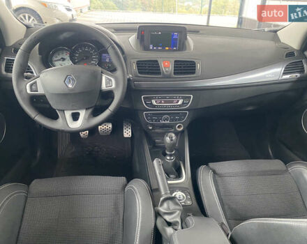 Белый Рено Меган, объемом двигателя 1.5 л и пробегом 150 тыс. км за 8500 $, фото 18 на Automoto.ua