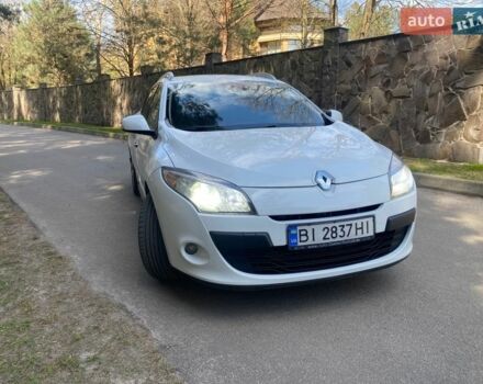 Белый Рено Меган, объемом двигателя 1.46 л и пробегом 364 тыс. км за 7100 $, фото 33 на Automoto.ua