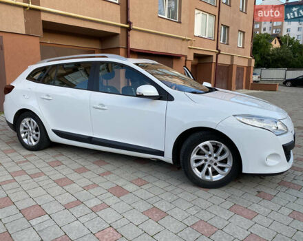 Белый Рено Меган, объемом двигателя 1.46 л и пробегом 240 тыс. км за 6900 $, фото 8 на Automoto.ua