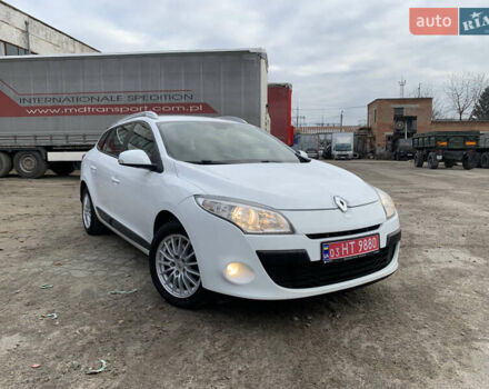 Белый Рено Меган, объемом двигателя 1.5 л и пробегом 221 тыс. км за 7200 $, фото 4 на Automoto.ua