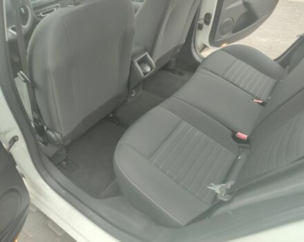 Белый Рено Меган, объемом двигателя 1.4 л и пробегом 266 тыс. км за 6399 $, фото 8 на Automoto.ua