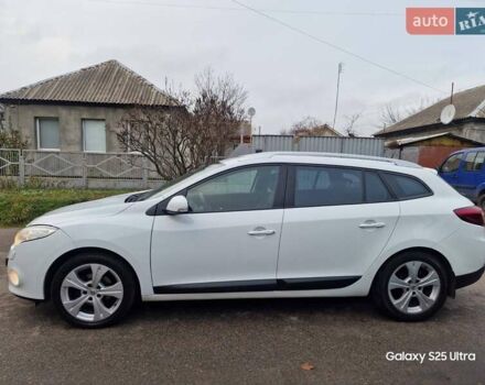 Белый Рено Меган, объемом двигателя 1.5 л и пробегом 280 тыс. км за 6700 $, фото 4 на Automoto.ua