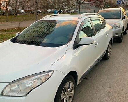 Белый Рено Меган, объемом двигателя 1.4 л и пробегом 295 тыс. км за 6400 $, фото 2 на Automoto.ua