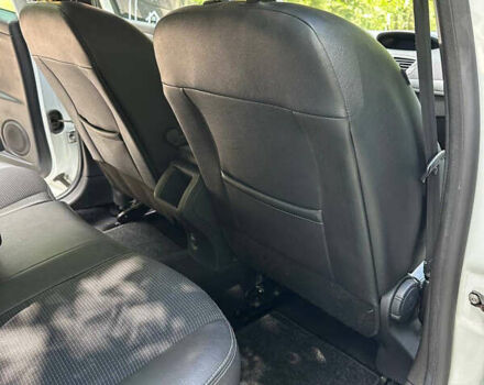 Белый Рено Меган, объемом двигателя 1.5 л и пробегом 230 тыс. км за 8299 $, фото 26 на Automoto.ua